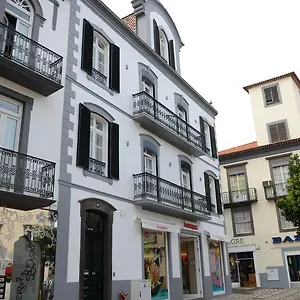 Edificio Charles 301 Apartment